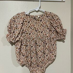 Quincy Mae Floral Bubble Romper - Cream and Brown